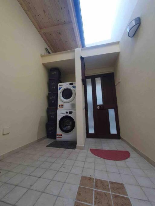 Stylish Loft Trivano Cagliari 2 Beds/2 Bath מראה חיצוני תמונה
